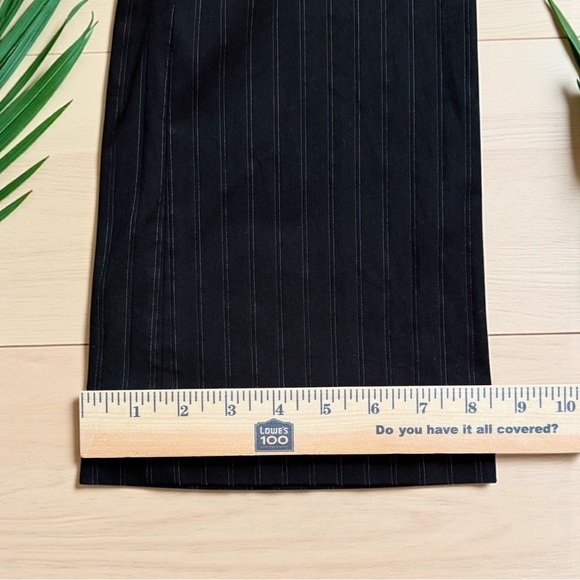THE LIMITED Drew Fit Black Pinstripe Dress Pants – Size 0 – Classic Workwear - Picture 6 of 9